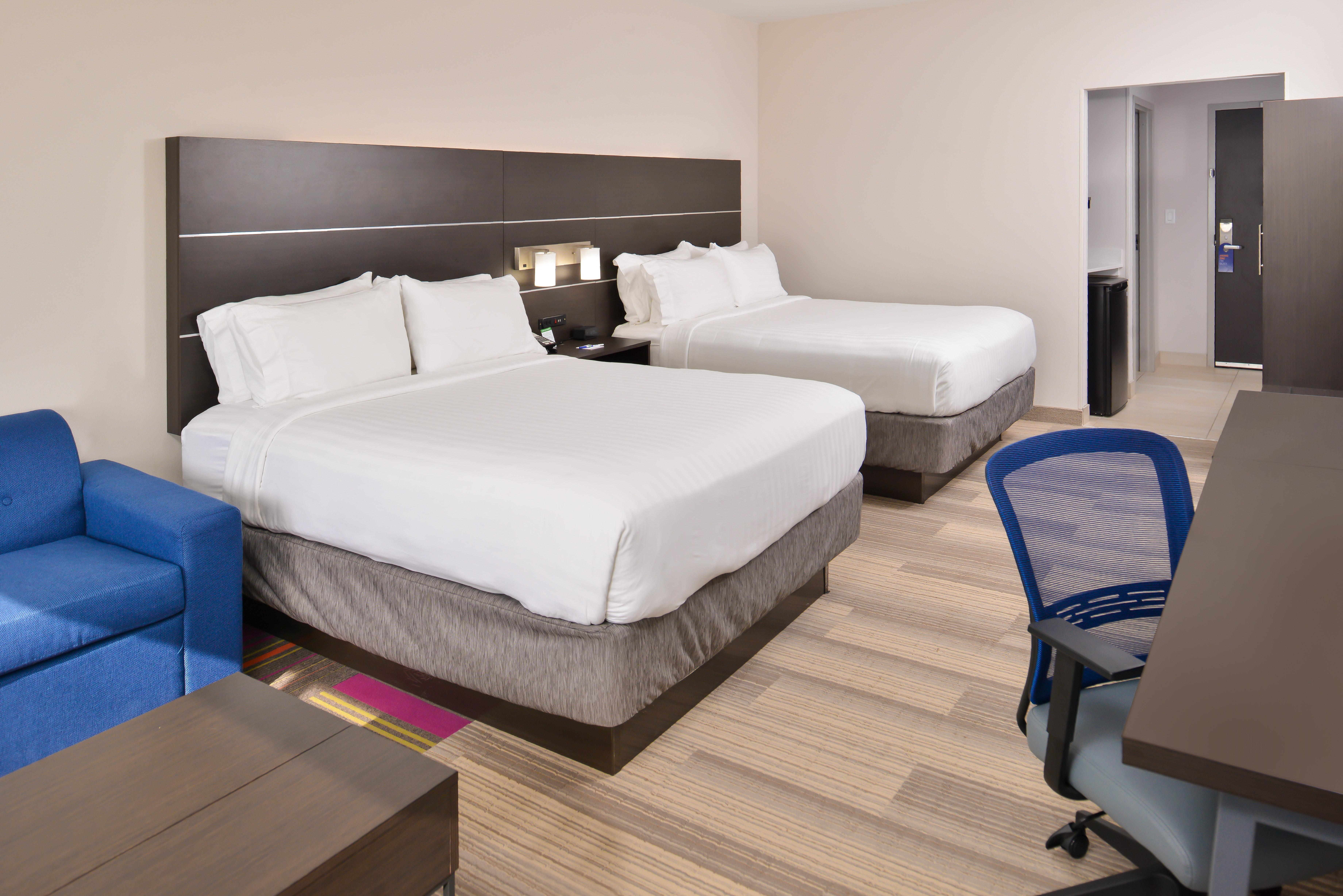 Holiday Inn Express & Suites - Kansas City - Lee'S Summit By Ihg Екстериор снимка
