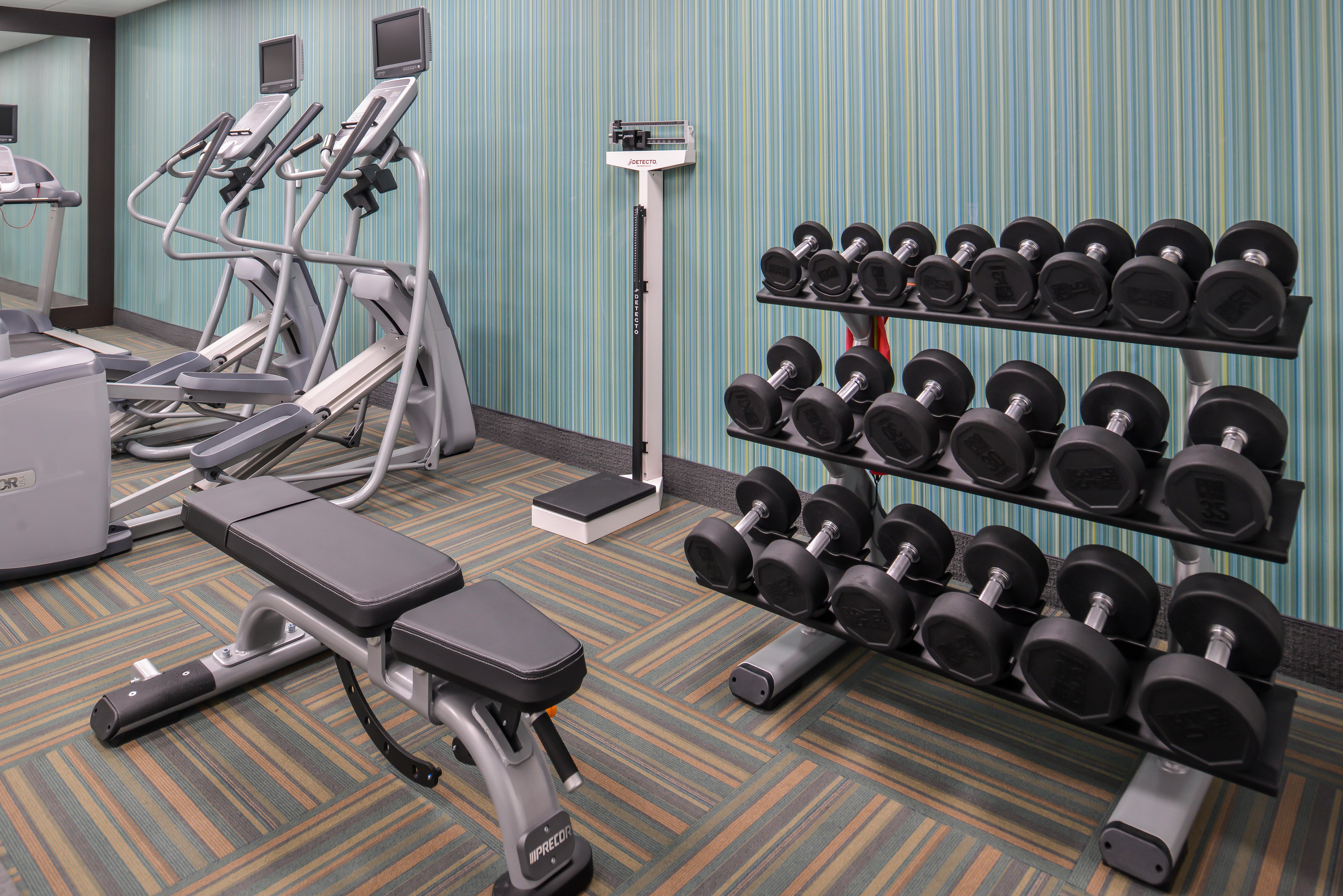 Holiday Inn Express & Suites - Kansas City - Lee'S Summit By Ihg Екстериор снимка
