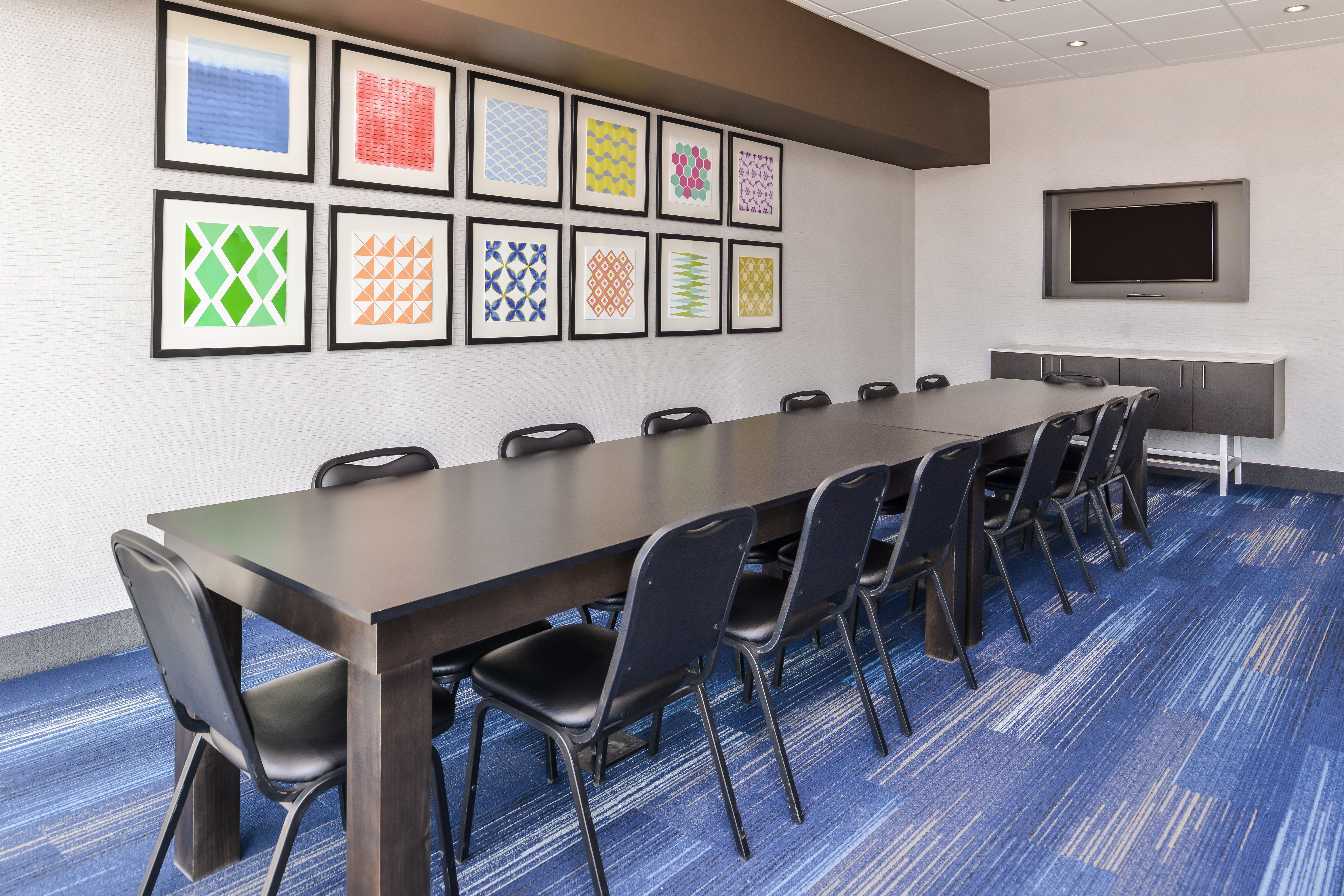 Holiday Inn Express & Suites - Kansas City - Lee'S Summit By Ihg Екстериор снимка
